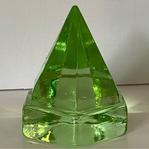 Ship Deck Lighting Prism Vintage Green Glass Pyramid Paperweight Small 3” EUC